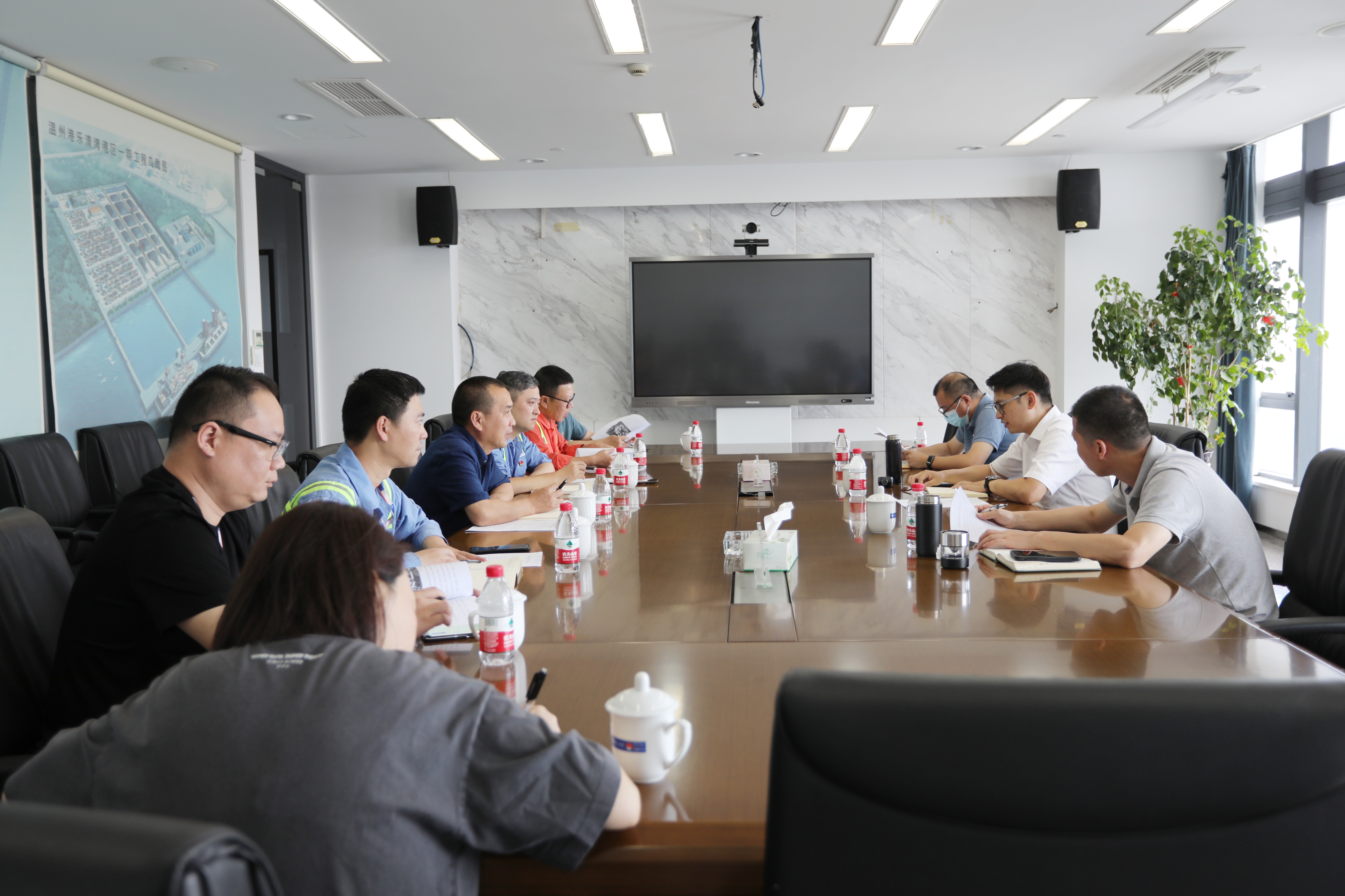 温州港集团党委委员、副总经理陈俊赴乐清湾公司开展奥巴玛项目调研