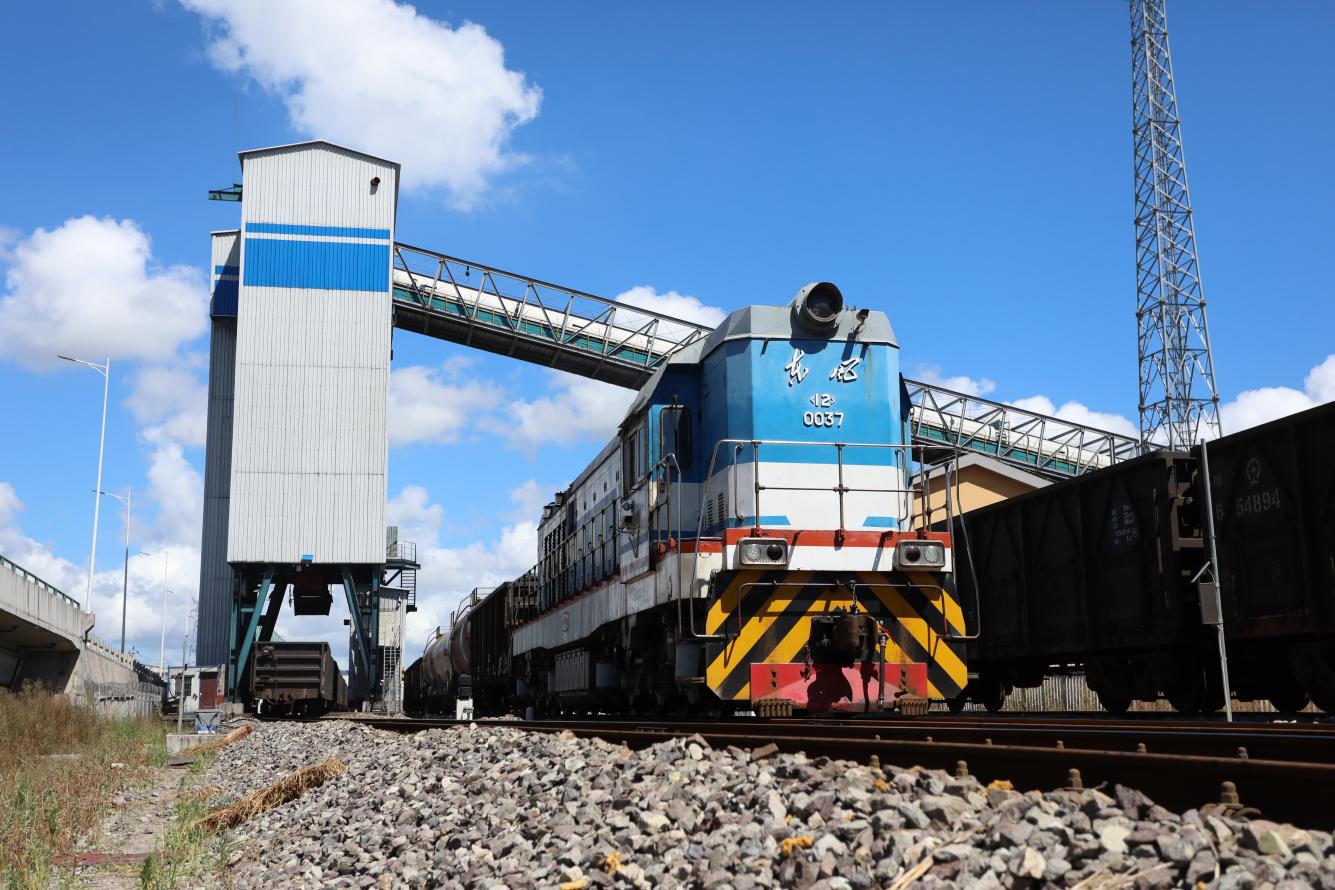 温州港乐清湾铁路累计发运量首破1500万吨大关